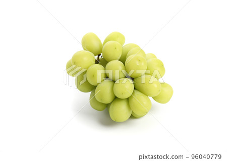 Green grape isolated in white background Green grape isolated in white background 96040779