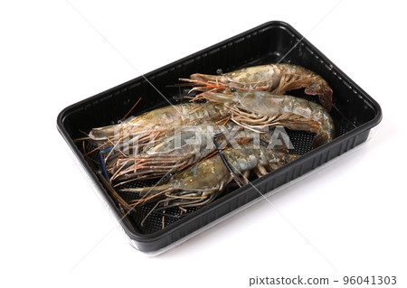 Raw prawn isolated in white baackground Raw prawn isolated in white baackground 96041303