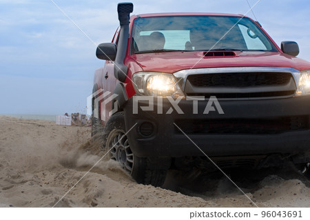 compact SUV 96043691