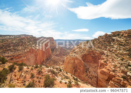 Capitol Reef 96047871