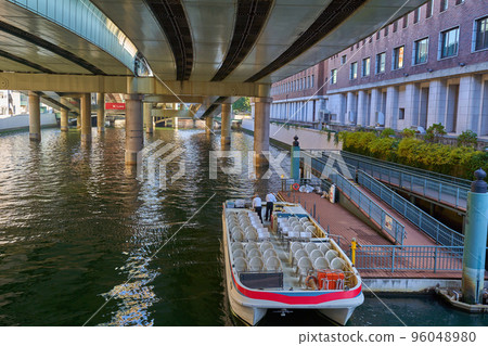 Nihonbashi River and cruise ship in Chuo Ward, Tokyo Nihonbashi River and cruise ship in Chuo Ward, Tokyo 96048980