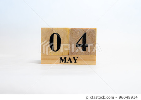 日期塊日曆 5 月 4 日 日期塊日曆 5 月 4 日 96049914