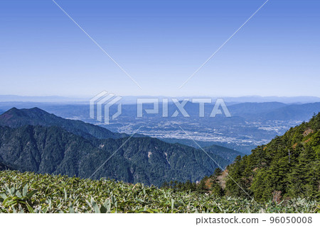 View of Nakatsugawa City from Fujimidai Kogen (late October) View of Nakatsugawa City from Fujimidai Kogen (late October) 96050008