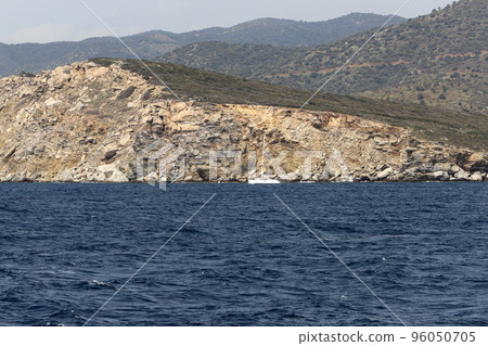 Travel to the islands in Greece in the Aegean Sea 96050705