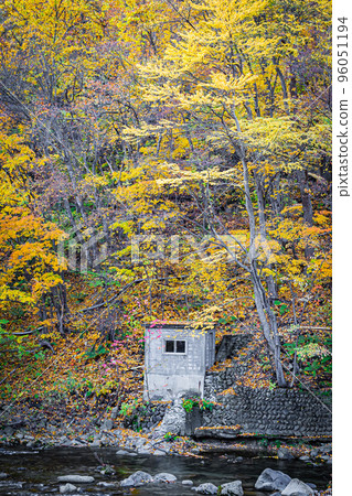 北海道定山溪秋季風光 96051194