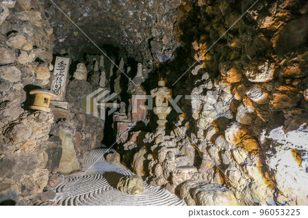Gunma Prefecture Takasaki City Cave Kannon 96053225