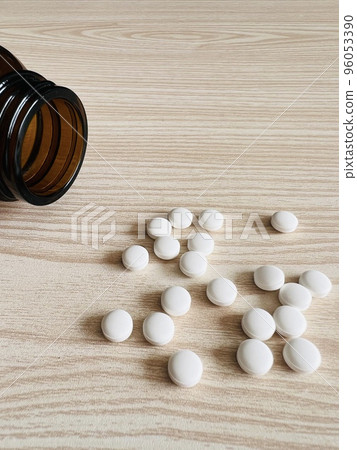 Medicine tablet image Medicine tablet image 96053390