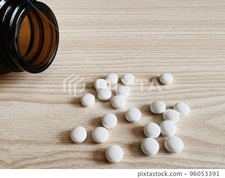 Medicine tablet image Medicine tablet image 96053391