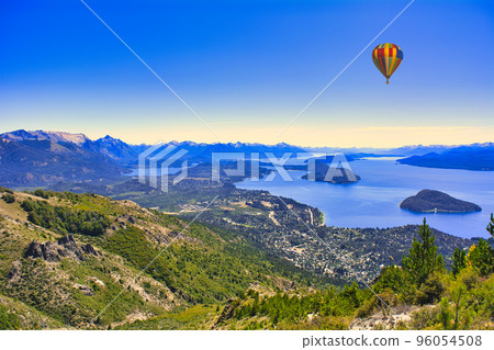 Beautiful natural landscapes of Nahuel Huapi National Park 96054508
