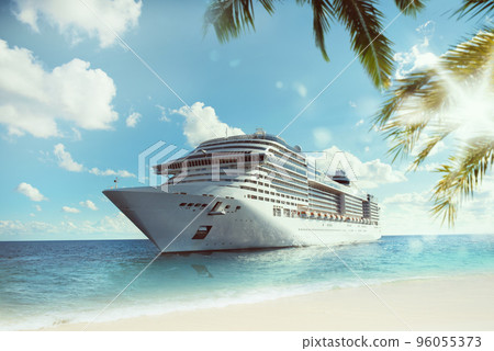 Tropical cruise voyage 96055373