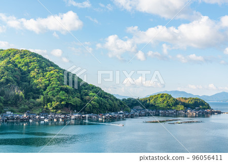 Ine-cho, Kyoto Prefecture, a popular sightseeing spot for funaya, Ine Bay and the streets of Ine Ine-cho, Kyoto Prefecture, a popular sightseeing spot for funaya, Ine Bay and the streets of Ine 96056411