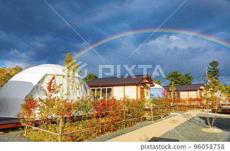 glamping rainbow 96058758