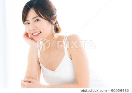 Female beauty beauty make-up skin care Female beauty beauty make-up skin care 96059483
