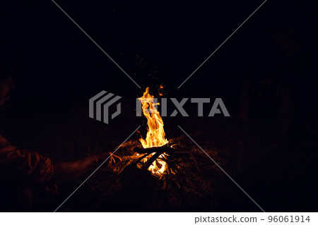 Bonfire at night 96061914