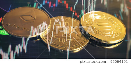 Candle stick graph chart and digital background.Golden coin with icon letter bitcoin, ethereum, Solana or blockchain technology Candle stick graph chart and digital background.Golden coin with icon letter bitcoin, ethereum, Solana or blockchain technology 96064191