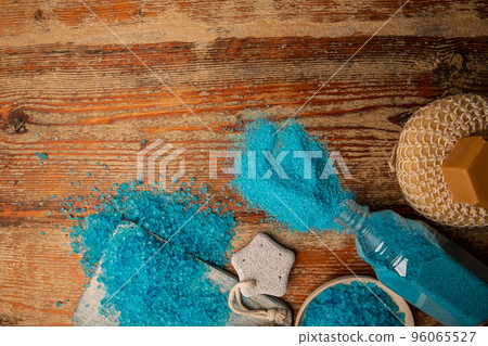 Crystals of blue bath salt Crystals of blue bath salt 96065527