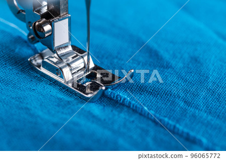 Presser foot and textile Presser foot and textile 96065772