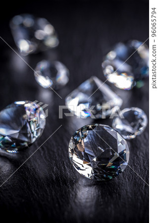 Diamonds 96065794