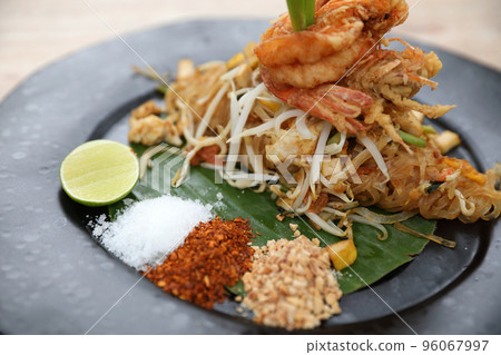 Thai food pad thai fried noodle with shrimp Thai food pad thai fried noodle with shrimp 96067997