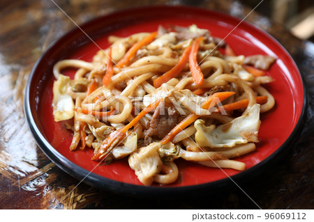 Japanese food fried noodles Yakisoba Japanese food fried noodles Yakisoba 96069112
