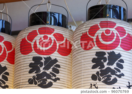 楠木社的 Hattatsu 先生 燈籠特寫 96070769