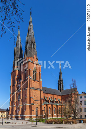 Uppsala Cathedral, Sweden 96071440