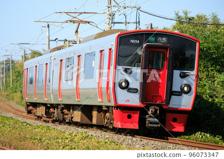 JR Kyushu 815 series train 96073347