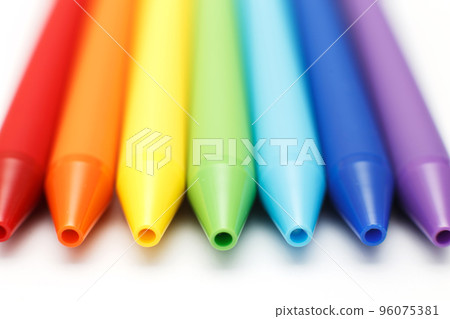 Multicolored in rainbow colors gel pens isolated on a white background, close-up. Copy space Multicolored in rainbow colors gel pens isolated on a white background, close-up. Copy space 96075381