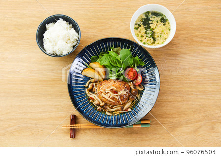Japanese-style mushroom sauce hamburger Japanese-style hamburger hamburger Japanese-style mushroom sauce hamburger Japanese-style hamburger hamburger 96076503