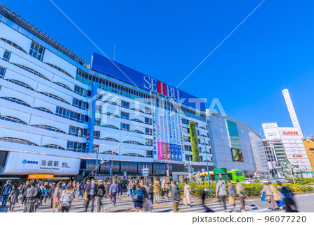 日本東京都市風景 XBB, BQ.1.1 ...幾乎沒有室外感染,但缺乏通風意識... = 11月8日,池袋 日本東京都市風景 XBB, BQ.1.1 ...幾乎沒有室外感染,但缺乏通風意識... = 11月8日,池袋 96077220