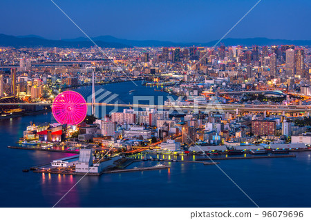 大阪咲島政府大樓宇宙塔展望台的夜景 96079696
