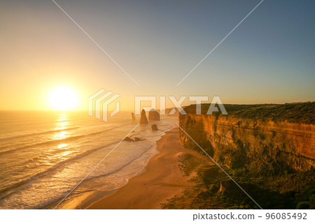 大洋路上最大的看點，十二使徒岩的絕美夜景 96085492