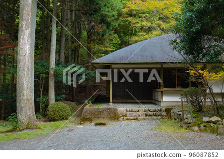 Historic building 96087852
