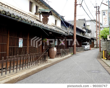 Gojo Shinmachi Beautiful scenery of traditional buildings with tiled roofs and plastered walls Gojo City, Nara Prefecture Gojo Shinmachi Beautiful scenery of traditional buildings with tiled roofs and plastered walls Gojo City, Nara Prefecture 96088747