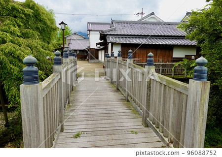 The wooden bridge over the Yoshino River embankment at the Gojo City Machinami Folklore Museum, Gojo City, Nara Prefecture The wooden bridge over the Yoshino River embankment at the Gojo City Machinami Folklore Museum, Gojo City, Nara Prefecture 96088752