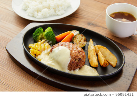 Cream cheese hamburger hamburger 96091431