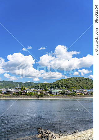 [京都府]宇治川沿岸的民家 96092254