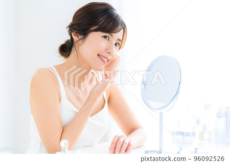 Female beauty beauty make-up skin care 96092526