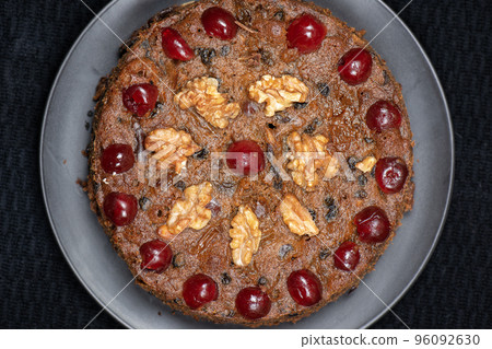 Rich Fruit Cake 96092630