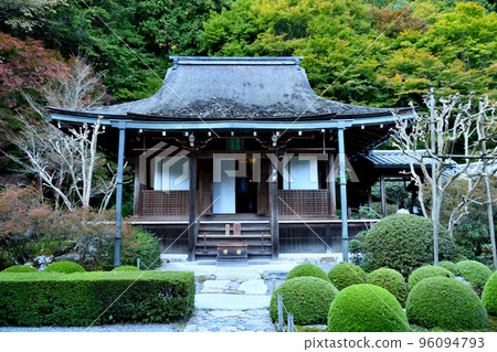 寂光院（正殿）[京都市左京區大原創生町] 96094793