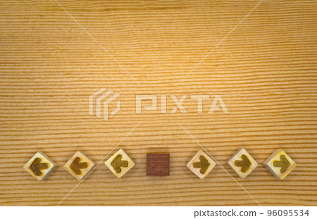 Digital content operation button screen made with wood cubes Digital content operation button screen made with wood cubes 96095534
