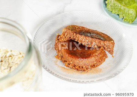 Oatmeal Cocoa Steamed Bread 96095970