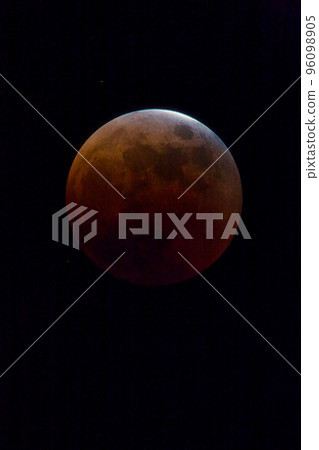 November 8, 2022 Total lunar eclipse + Uranus eclipse November 8, 2022 Total lunar eclipse + Uranus eclipse 96098905