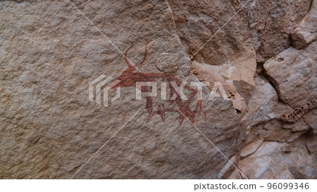 Cave paintings and petroglyphs in Tassili nAjjer national park, Algeria 96099346