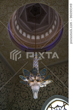 Details of Interior to Sheikh Zayed Mosque, Abu-Dhabi, UAE Details of Interior to Sheikh Zayed Mosque, Abu-Dhabi, UAE 96099349