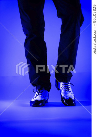 Man dancer dancing shoes 96105829
