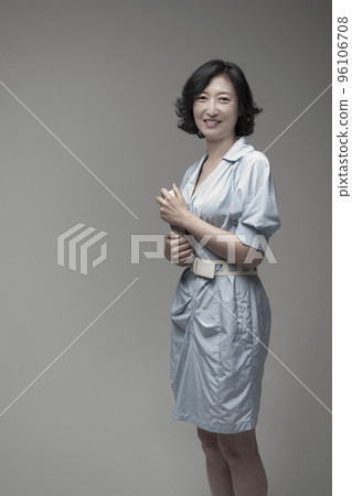 Middle-aged lifestyle confidence 40's 50's Middle-aged lifestyle confidence 40's 50's 96106708