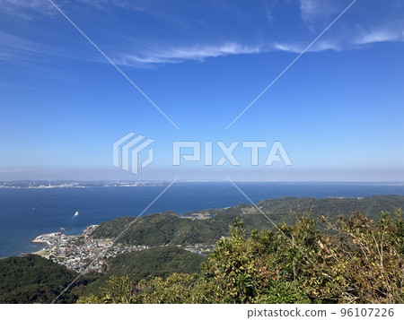 Nokogiri Yama is like natural museum famous for the unique shaped rocks or beautiful places. The ropeway was installed here with the investment cost of about 200million Yen (say US$ 1.85million). Nokogiri Yama is like natural museum famous for the unique shaped rocks or beautiful places. The ropeway was installed here with the investment cost of about 200million Yen (say US$ 1.85million). 96107226