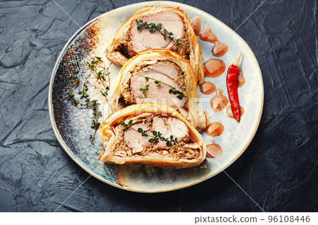 Festive food baked Wellington meat. 96108446