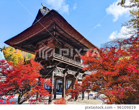 Omachi City Reishoji Temple (Autumn) 96109819
